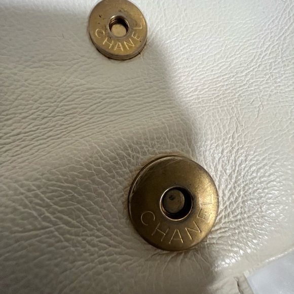 Chanel Small CC Messenger Flap Bag - Picture 15 of 16